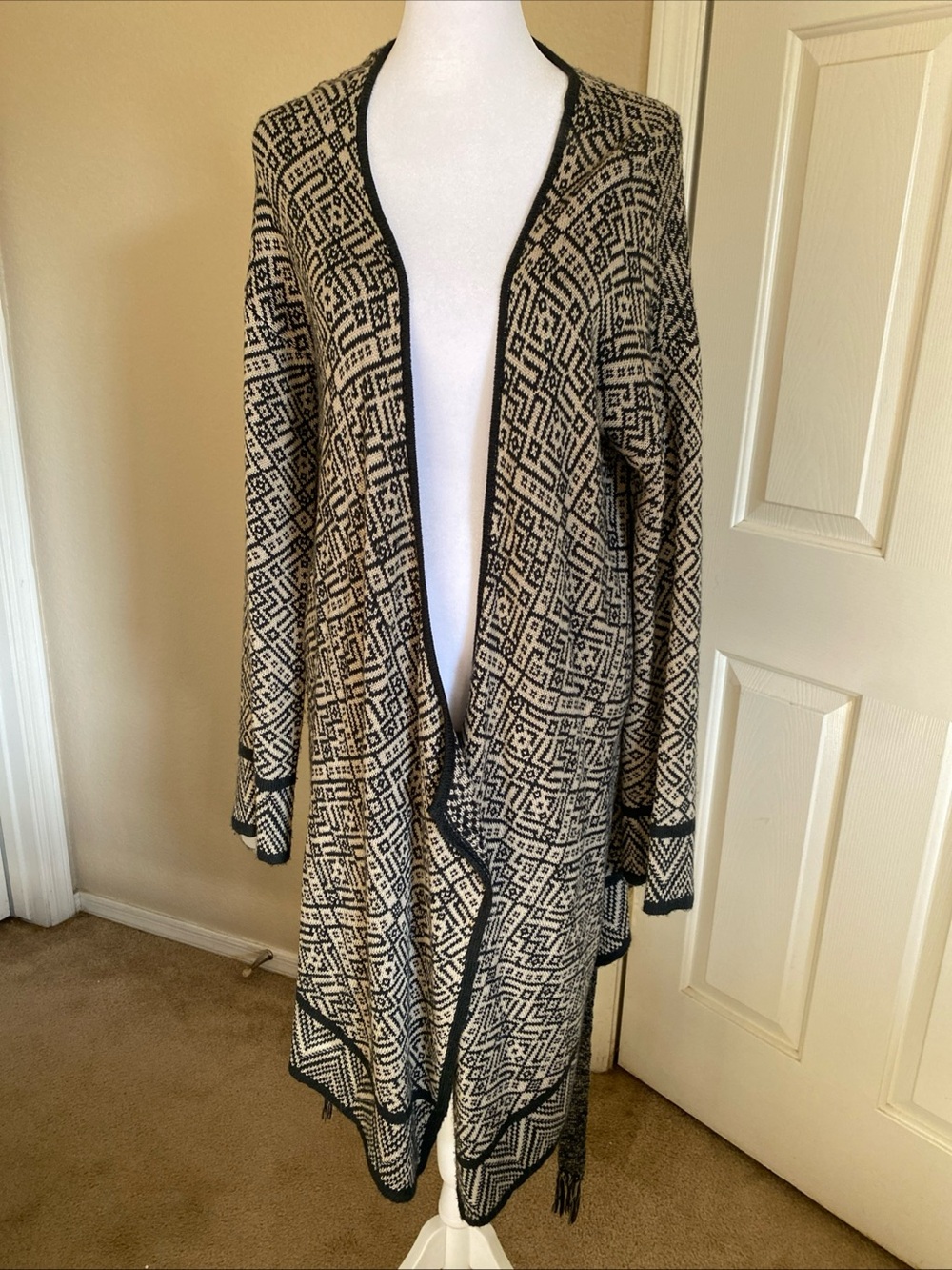Aztec cowgirl abstract festival-fringe high low hem boho artsy longline cardigan